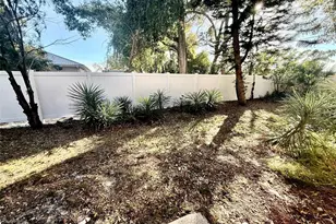 4500 E Bay Dr, Clearwater, FL 33764 - Photo 25