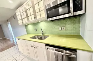 4500 E Bay Dr, Clearwater, FL 33764 - Photo 7