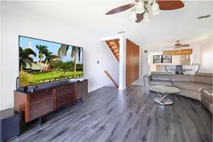 12140 Capri Cir S, Treasure Island, FL 33706 - Photo 7