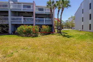 12140 Capri Cir S, Treasure Island, FL 33706 - Photo 45