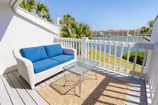 12140 Capri Cir S, Treasure Island, FL 33706 - Photo 21
