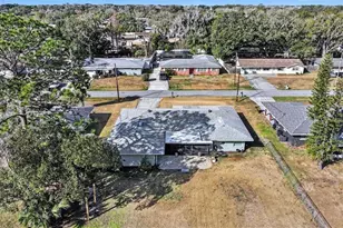 5811 Lakebreeze Ave, Lakeland, FL 33809 - Photo 37