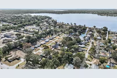 5811 Lake Breeze Avenue, Lakeland, FL 33809 - Photo 35