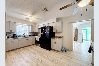 8341 43rd Way N, Pinellas Park, FL 33781 - Photo 7