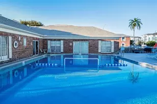 3958 37th St S, Saint Petersburg, FL 33711 - Photo 41