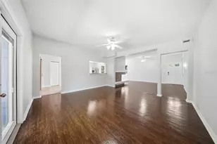 1004 Oakland Heights Ave, Plant City, FL 33563 - Photo 3