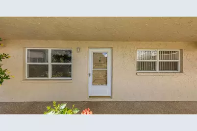 10032 65th Avenue N #9, Saint Petersburg, FL 33708 - Photo 3