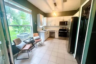 34924 Teeview Ln, Zephyrhills, FL 33541 - Photo 5