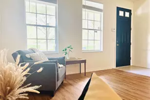 34924 Teeview Ln, Zephyrhills, FL 33541 - Photo 11