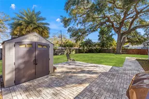 1747 26th Ave N, Saint Petersburg, FL 33713 - Photo 5