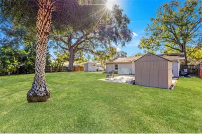 1747 26th Avenue N, Saint Petersburg, FL 33713 - Photo 9