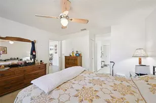 1633 Bentwood Dr, Sun City Center, FL 33573 - Photo 15