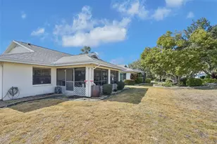 1633 Bentwood Dr, Sun City Center, FL 33573 - Photo 23