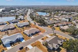 1633 Bentwood Dr, Sun City Center, FL 33573 - Photo 29