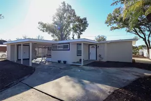 3416 W Ellicott St, Tampa, FL 33614 - Photo 3