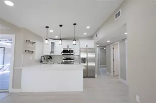 3416 W Ellicott St, Tampa, FL 33614 - Photo 9