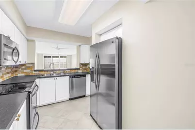 6105 Bahia Del Mar Circle #384, Saint Petersburg, FL 33715 - Photo 11