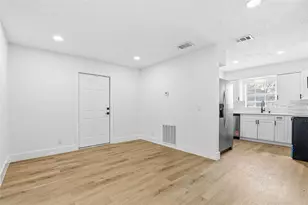 1008 Hallwood Loop, Brandon, FL 33511 - Photo 15