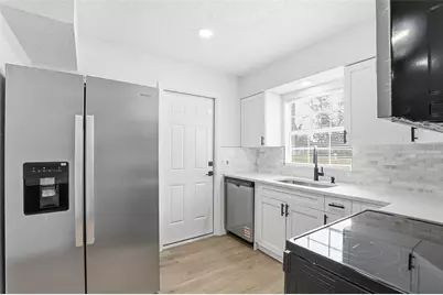 1008 Hallwood Loop, Brandon, FL 33511 - Photo 17