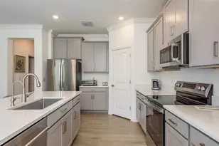 10661 Tupper Cay Dr, San Antonio, FL 33576 - Photo 15