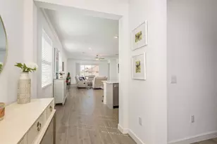 10661 Tupper Cay Dr, San Antonio, FL 33576 - Photo 5