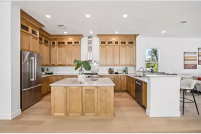 126 Ricardo Way NE, Saint Petersburg, FL 33704 - Photo 17