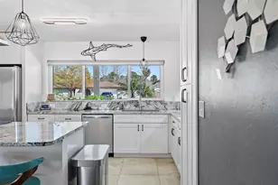 4149 38th St S, Saint Petersburg, FL 33711 - Photo 11