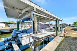 132 W St Lucia Loop, Apollo Beach, FL 33572 - Photo 35