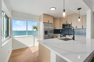 5541 Puerta Del Sol Blvd S, Saint Petersburg, FL 33715 - Photo 7