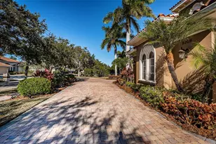 9209 Silverthorn Rd, Seminole, FL 33777 - Photo 87