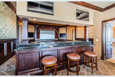 9209 Silverthorn Road, Seminole, FL 33777 - Photo 27