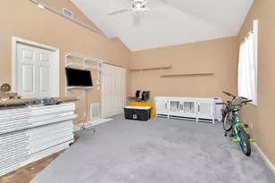 13104 Greengage Ln, Tampa, FL 33612 - Photo 39