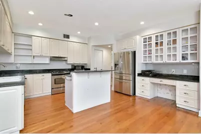 13104 Greengage Lane, Tampa, FL 33612 - Photo 17
