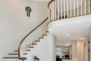 13104 Greengage Ln, Tampa, FL 33612 - Photo 5