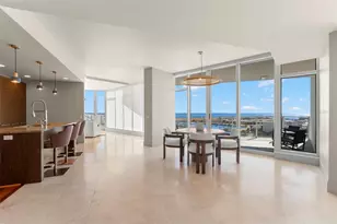 175 1st St S, Saint Petersburg, FL 33701 - Photo 3