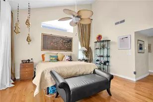 633 Soundview Dr, Palm Harbor, FL 34683 - Photo 23