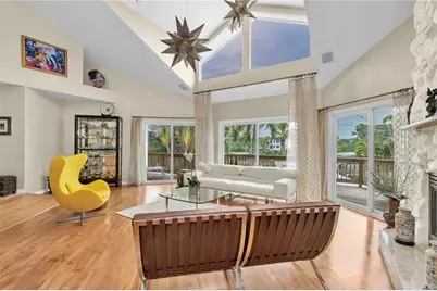 633 Soundview Drive, Palm Harbor, FL 34683 - Photo 13