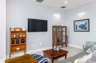 15452 Santa Pola Dr, Wimauma, FL 33598 - Photo 9