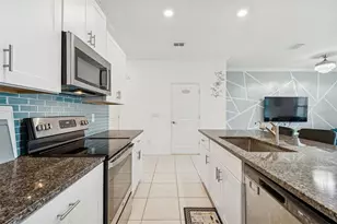 21818 Lyonia Ln, Land O Lakes, FL 34637 - Photo 17