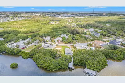 734 Weedon Drive NE, Saint Petersburg, FL 33702 - Photo 11