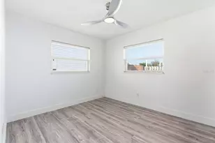 775 39th Ave NE, Saint Petersburg, FL 33703 - Photo 9