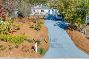 1745 11th Ave N, Saint Petersburg, FL 33713 - Photo 7