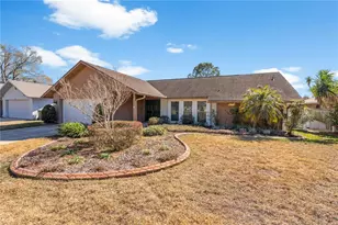 1511 Kyle Ct, Valrico, FL 33596 - Photo 9