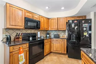 1511 Kyle Ct, Valrico, FL 33596 - Photo 29