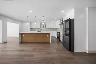 567 Baywood Dr S, Dunedin, FL 34698 - Photo 11