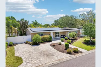 4091 Cherry Street NE, Saint Petersburg, FL 33703 - Photo 1