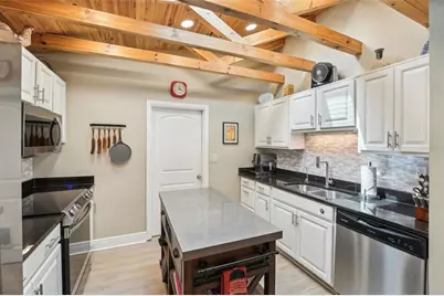 4091 Cherry Street NE, Saint Petersburg, FL 33703 - Photo 9