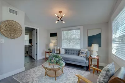 315 S 40th Street S, Saint Petersburg, FL 33711 - Photo 7