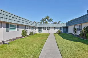 1811 Bedford Ln, Sun City Center, FL 33573 - Photo 35