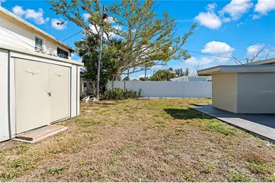 13313 2nd Street E, Madeira Beach, FL 33708 - Photo 31